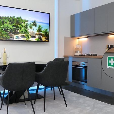 Luxury Pure! Bazzoni 2-Room Suite, Fully Equipped Olbia Exteriör bild